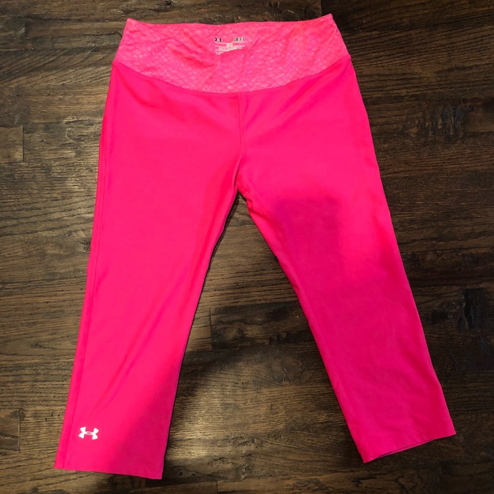 Hot Pink cropped Under Armour pants